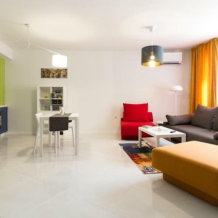 פלובדיב Pop Your Colors - Funky And Modern 1Bdr Apt By Flat Mаnager מראה חיצוני תמונה