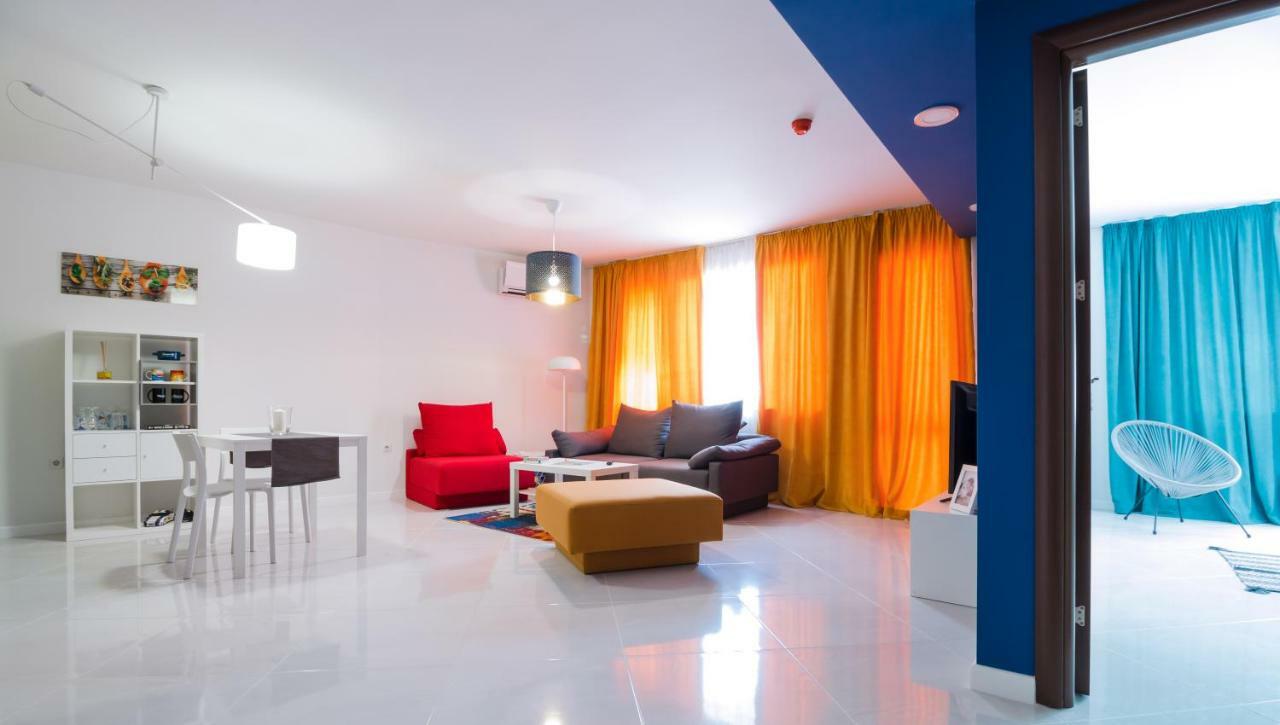 פלובדיב Pop Your Colors - Funky And Modern 1Bdr Apt By Flat Mаnager מראה חיצוני תמונה
