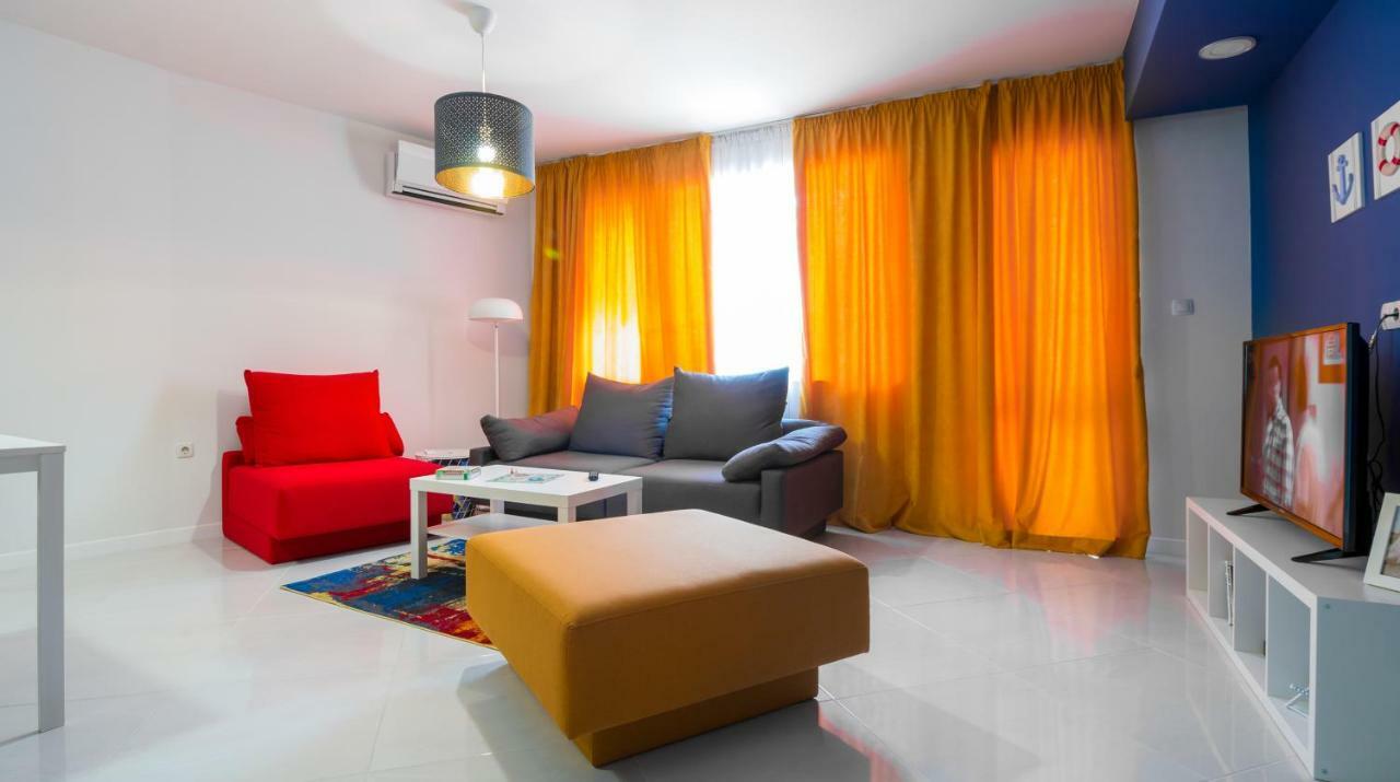 פלובדיב Pop Your Colors - Funky And Modern 1Bdr Apt By Flat Mаnager מראה חיצוני תמונה