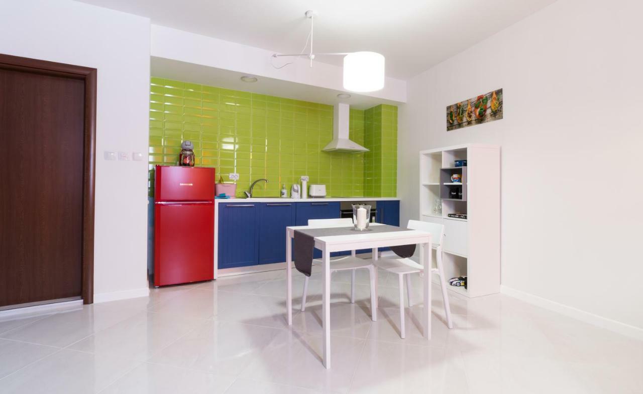 פלובדיב Pop Your Colors - Funky And Modern 1Bdr Apt By Flat Mаnager מראה חיצוני תמונה